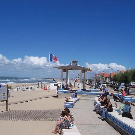 아파트 Location 1 A 4 Pers. Dans Front De *